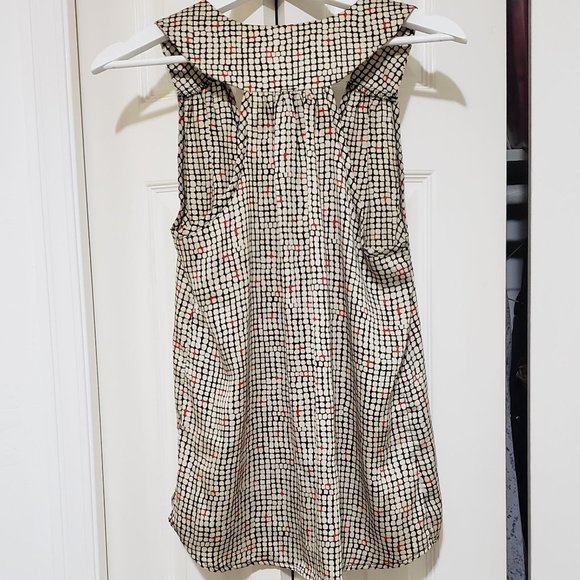 Everly Silky Tank Top - Picture 2 of 4